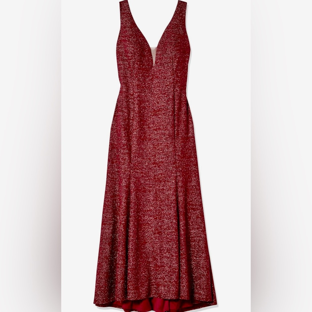 Stunning metallic magenta gown.